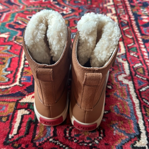 Sorel winter boots size 7 - Picture 2 of 5